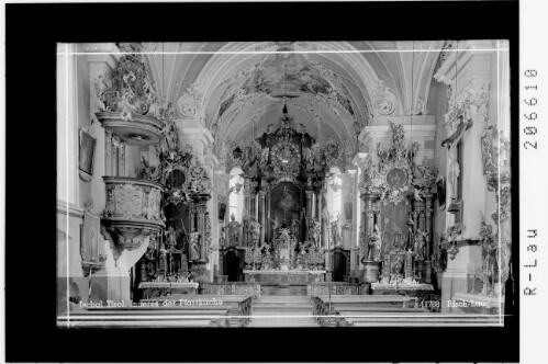 Ischgl Tirol / Inneres der Pfarrkirche