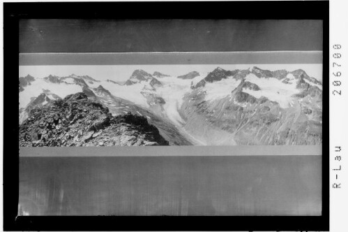 [Silvretta - von der Dreiländerspitze bis zum Klostertaler Egghorn / Blick vom Hohen Rad]