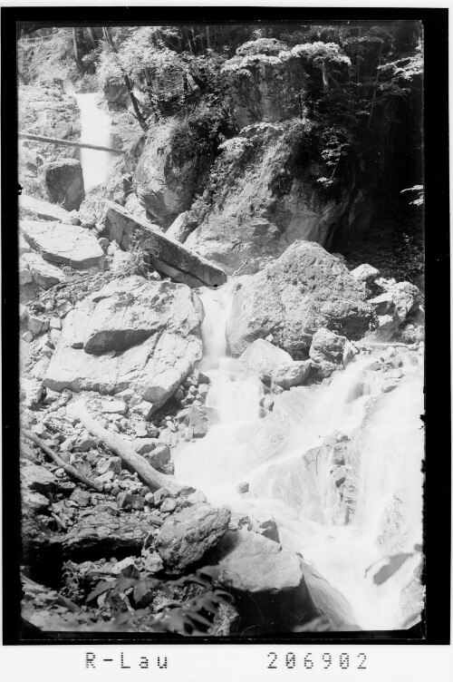 [Wasserfall im Grossen Walsertal]