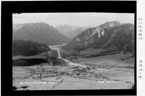 Reutte gegen Lechtaler / Tirol : [Reutte gegen Lechtaler Alpen und Allgäuer Alpen mit Hornbachkette und Gaichtspitze]