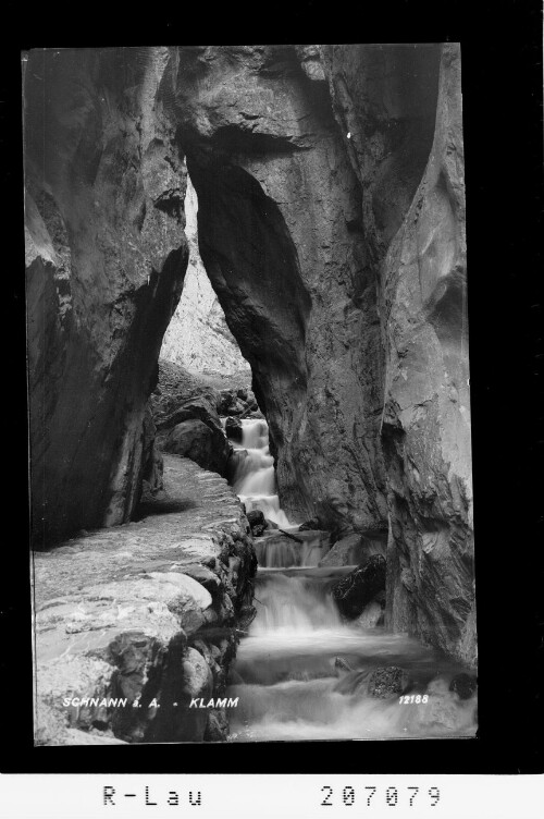 [Schnanner Klamm bei Schnann im Stanzertal / Tirol]