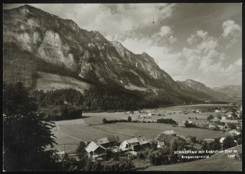 Schnepfau mit Kanisfluh 2047 m Bregenzerwald