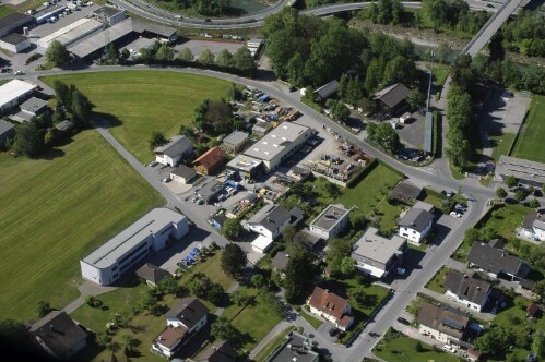 [Nüziders - Hockeyclub Nüziders, Vonblon Maschinen, HTB Baugesellschaft]