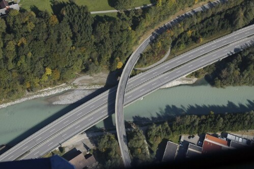 [Satteins - Kreuzung Satteinser Straße Walgaustraße, Rheintal Autobahn, Ill]