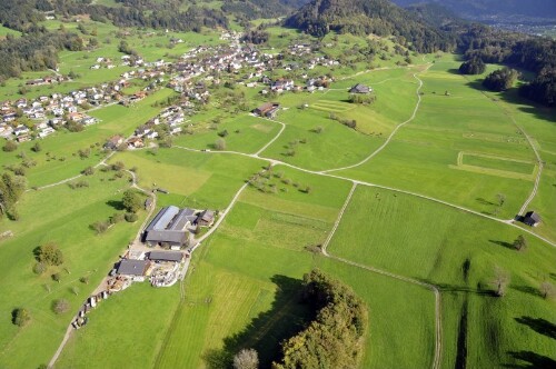 [Schnifis- Innerlong, Blick Zentrum]