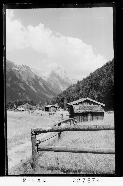 [Aus Pettneu im Stanzertal mit Blick zur Eisenspitze]