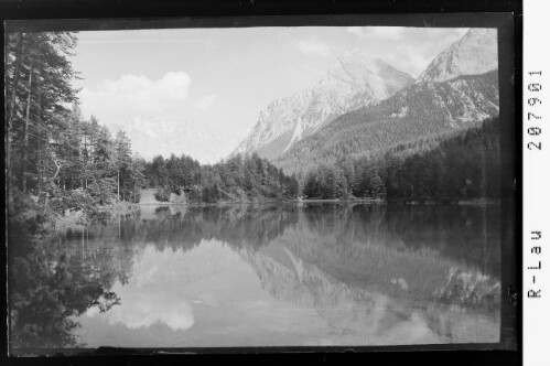 [Weissensee gegen Wetterstein Gebirge und Sonnenspitze / Tirol]