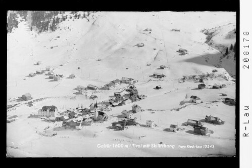 Galtür 1600 m in Tirol mit Skilifthang