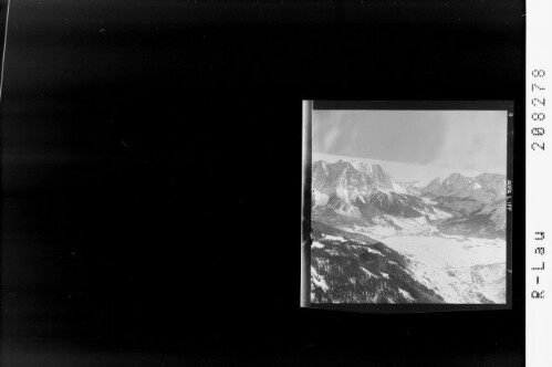 [Lermoos und Ehrwald mit Wetterstein und Mieminger Gebirge]