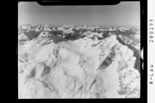 Zugspitzblatt mit Schneefernerkopf / Zugspitze 2963 m und Allgäuer Alpen : [Zugspitzplateau mit Schneefernerkopf und Zugspitze gegen Lechtaler Alpen und Allgäuer Alpen]