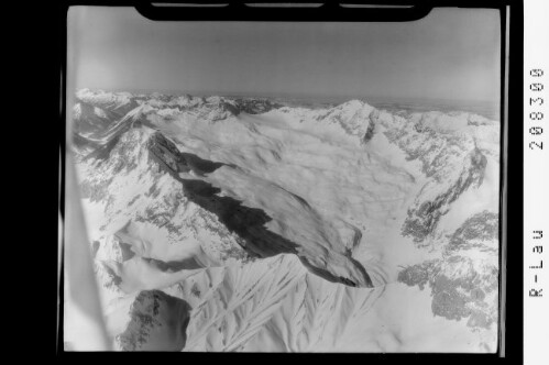 Zugspitzblatt mit Schneefernerkopf und Zugspitzgipfel 2963 m : [Zugspitzplateau mit Schneefernerkopf und Zugspitze gegen Allgäuer Alpen]