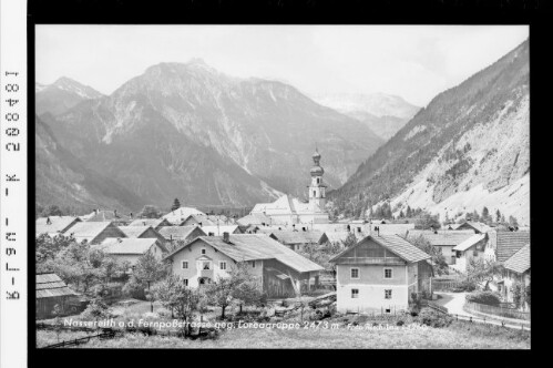 Nassereith an der Fernpaßstrasse gegen Loreagruppe 2473 m