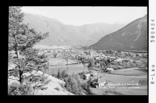 Nassereith an der Fernpaßstrasse / Tirol