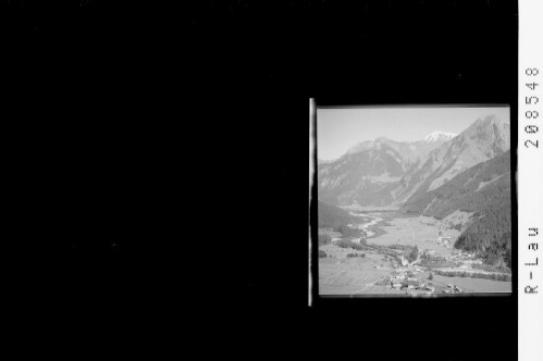 Häselgehr im Lechtal / Tirol : [Häselgehr im Lechtal mit Elmer Muttekopf und Kreuzspitze]