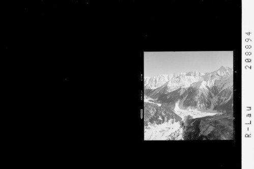 Niederthai 1550 m, Ötztal / Tirol : [Blick auf Niederthai im Horlachtal bei Umhausen mit Larstiggrat und Kreuzjöchl]