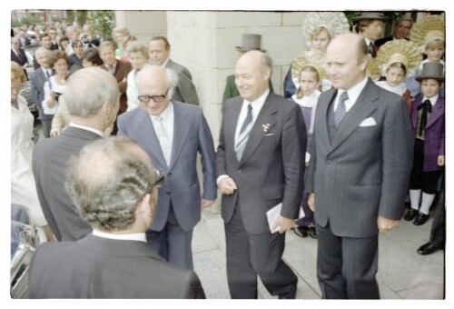 Bundespräsident Kirchschläger, Eröffnung Bregenzer Festspiele im Kornmarkttheater