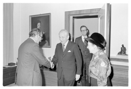 Englischer Botschafter bei Landeshauptmann