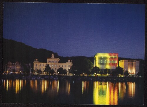 [Kunsthaus Bregenz] : [Kunsthaus Bregenz Karl Tizian Platz A-6900 Bregenz Austria Architekt: Peter Zumthor Fassadeninstallation: Keith Sonnier VBK/Wien, 2000 ...]