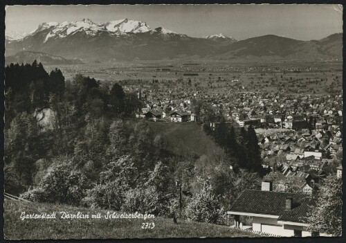 Gartenstadt Dornbirn mit Schweizerbergen