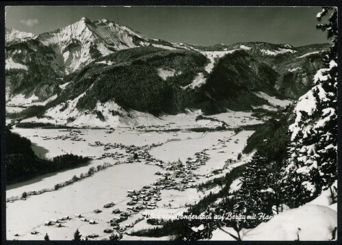 Blick vom Sonderdach auf Bezau mit Hangspitze
