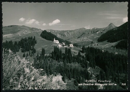 Damüls Vorarlberg mit Damülser Mittagspitz 2097 m