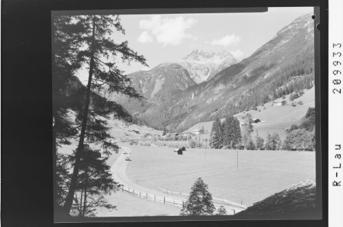[Hinterellenbogen bei Steeg mit Biberkopf / Tirol]