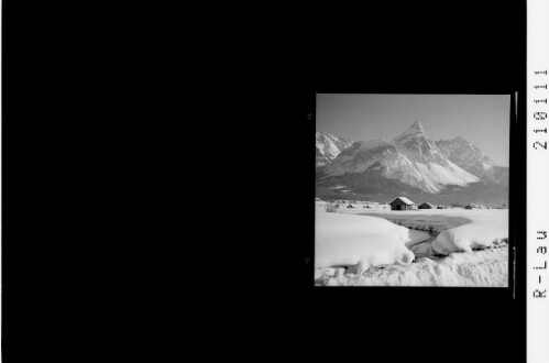 Die Sonnenspitze 2414 m bei Ehrwald : [Lermooser Moos gegen Sonnenspitze und Wampeter-Schrofen]