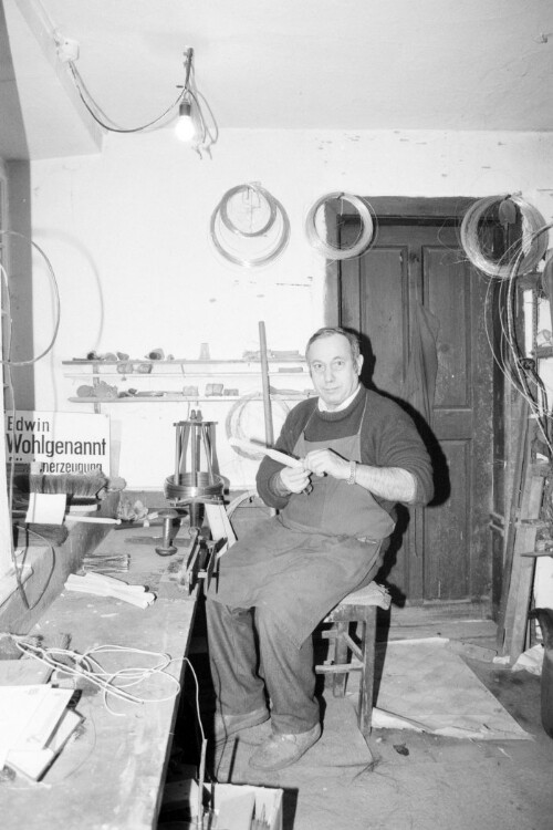 [Altes Handwerk: Bürstenbinder]