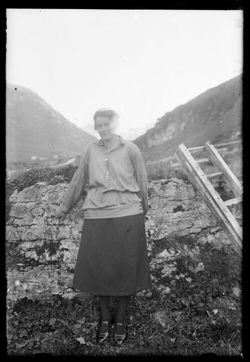 [Aufnahme einer Frau beim Dalaaser Staffel]