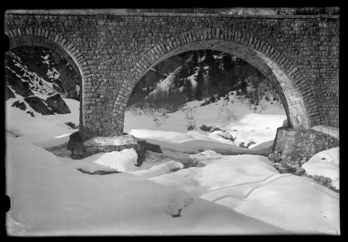 [Aufnahme der Radonatobelbrücke zwischen Wald am Arlberg und Dalaas im km 118,3 [2]]