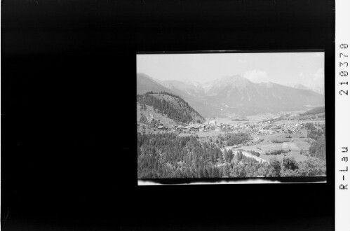 [Arzl im Pitztal gegen Lechtaler Alpen]