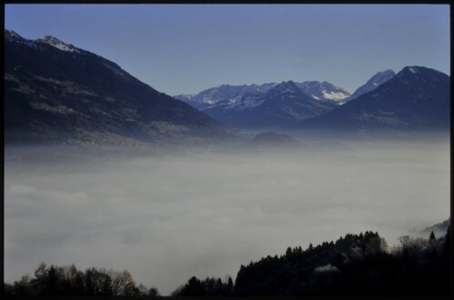 [Walgau, Blick von Amerlügen auf Talnebel]