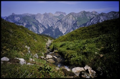 [Klösterle, Blick vom Verwall-Höhenweg]