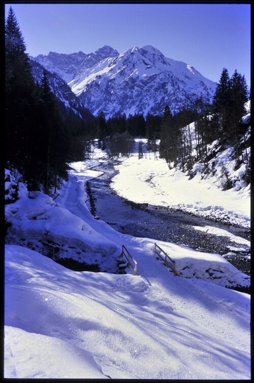 [Mittelberg, Winterweg bei Breitach]