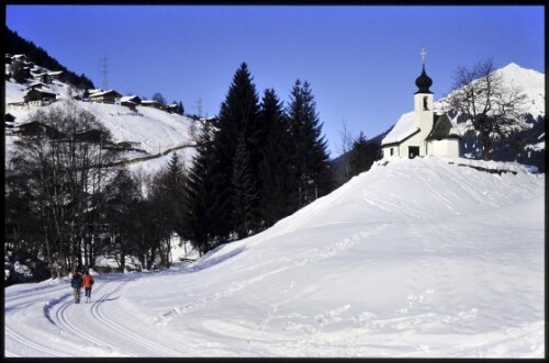 [Gaschurn, Winterweg bei Kapelle Maria Schnee]