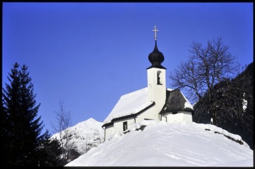 [Gaschurn, Winterweg bei Kapelle Maria Schnee]