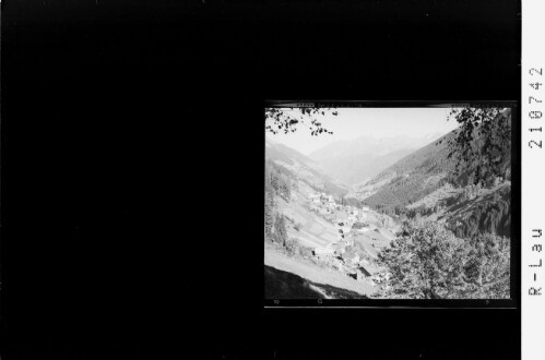 Kappl im Paznauntal, Tirol : [Kappl im Paznaun gegen Samnaungruppe]