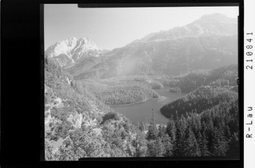 [Blindsee im Fernpassgebiet gegen Mieminger Gebirge / Tirol]