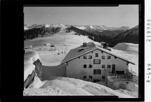 [Kölner Haus im Komperdell bei Serfaus im Oberinntal gegen Alpkopf und Glockturmkamm / Tirol]