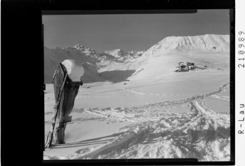 [Kölner Haus bei Serfaus im Oberinntal mit Furgler und Blankakopf / Tirol]