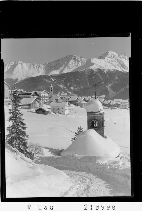 [Serfaus im Oberinntal gegen Glockturmkamm mit Feichtener Karlspitze / Tirol]