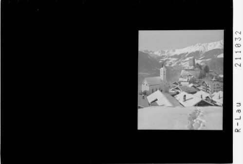[Ladis im Oberinntal mit Burg Laudegg gegen Kaunergrat / Tirol]
