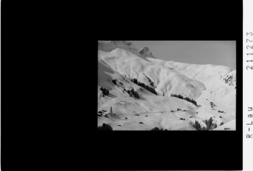 [Skilift Steffisalpe bei Warth mit Auenfelderhorn]