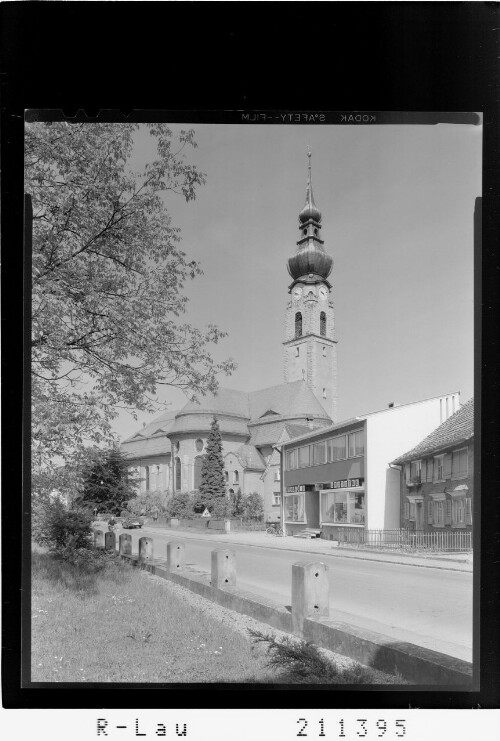 [Pfarrkirche in Höchst]