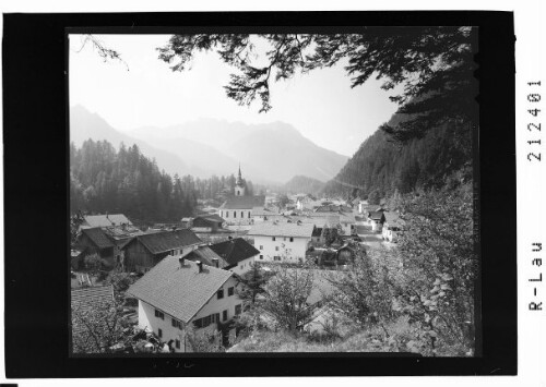 Biberwier 987 m am Fernpass Tirol : [Biberwier in Tirol gegen Handschuhspitzen und Wannig]