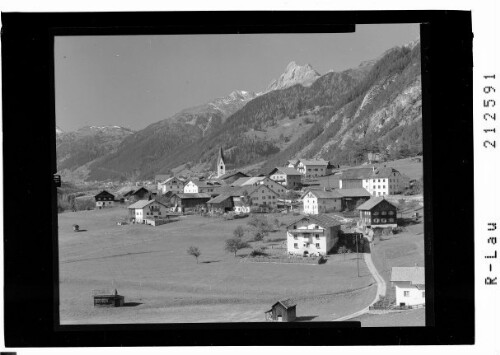 [Schnann bei Pettneu im Stanzertal gegen Galzig und Weißschrofenspitze / Tirol]