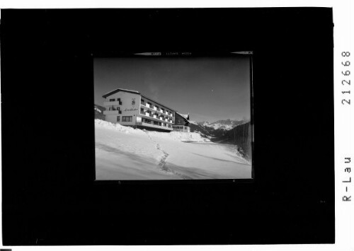 Gasthof Fernblick Bartholomäberg Montafon : [Gasthaus und Hotel Fernblick bei Bartholomäberg gegen Silbertaler Loobspitze]