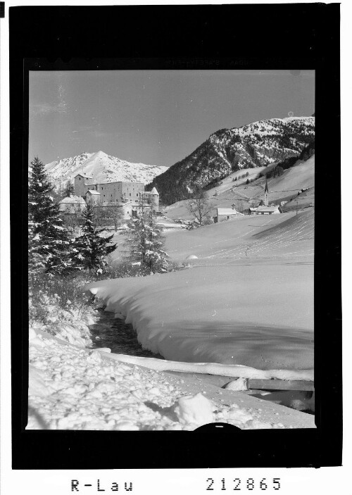 [Schloss Naudersberg bei Nauders in Tirol gegen Kreuzjoch]