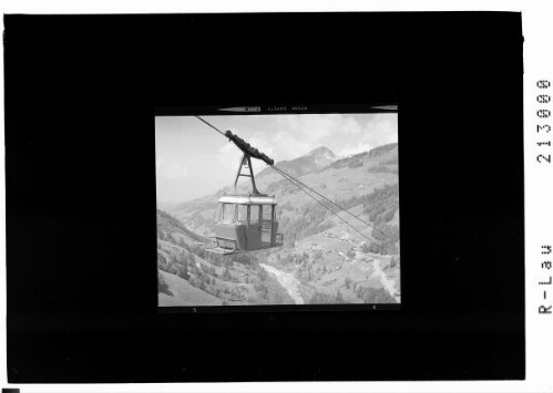 [Seilbahn bei Sonntag im Grossen Walsertal mit Blick zum Falbkopf]