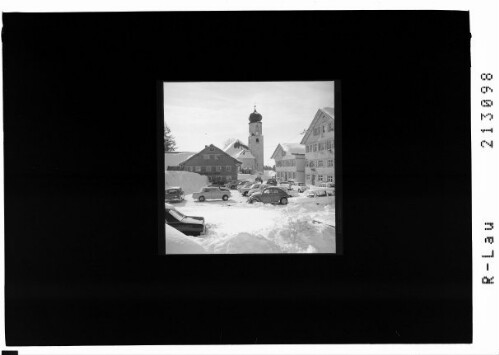 Sulzberg bei Bregenz Vorarlberg : [Sulzberg im Bregenzerwald - Dorfplatz mit Gasthaus zum Ochsen und Pfarrkirche]